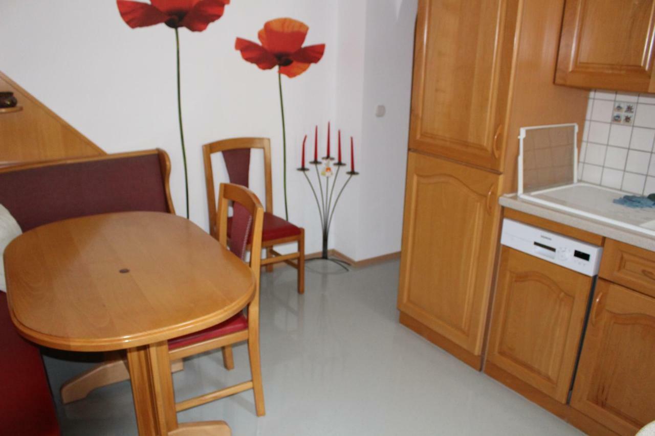 Appartement "Blumengassl" Mörbisch am See Exterior foto