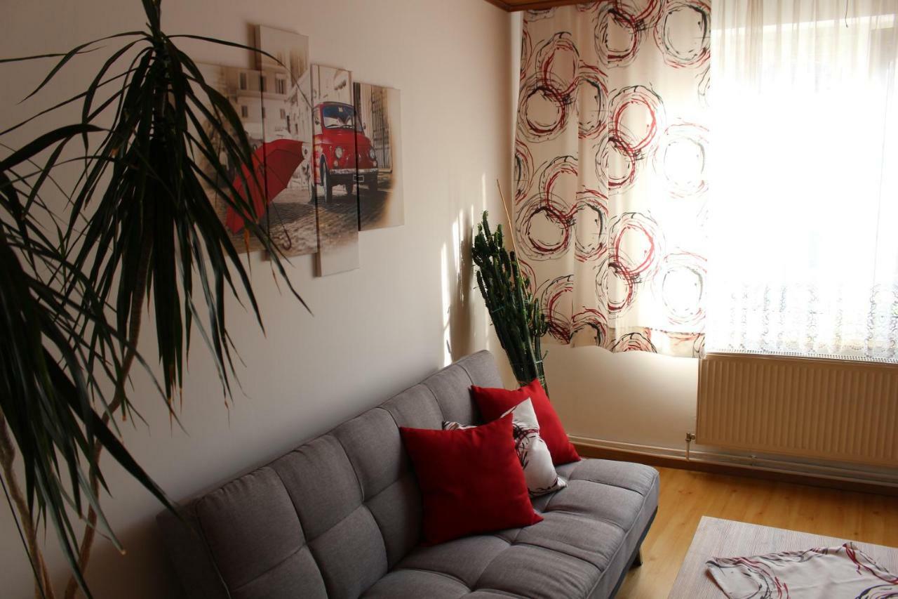 Appartement "Blumengassl" Mörbisch am See Exterior foto