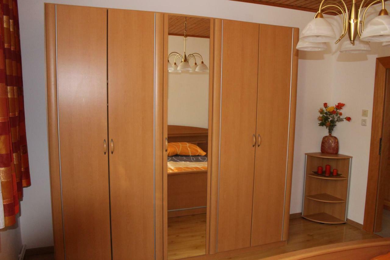 Appartement "Blumengassl" Mörbisch am See Exterior foto